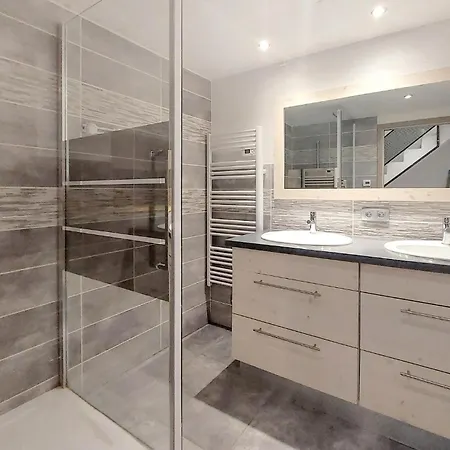Nice In With Kitchen *